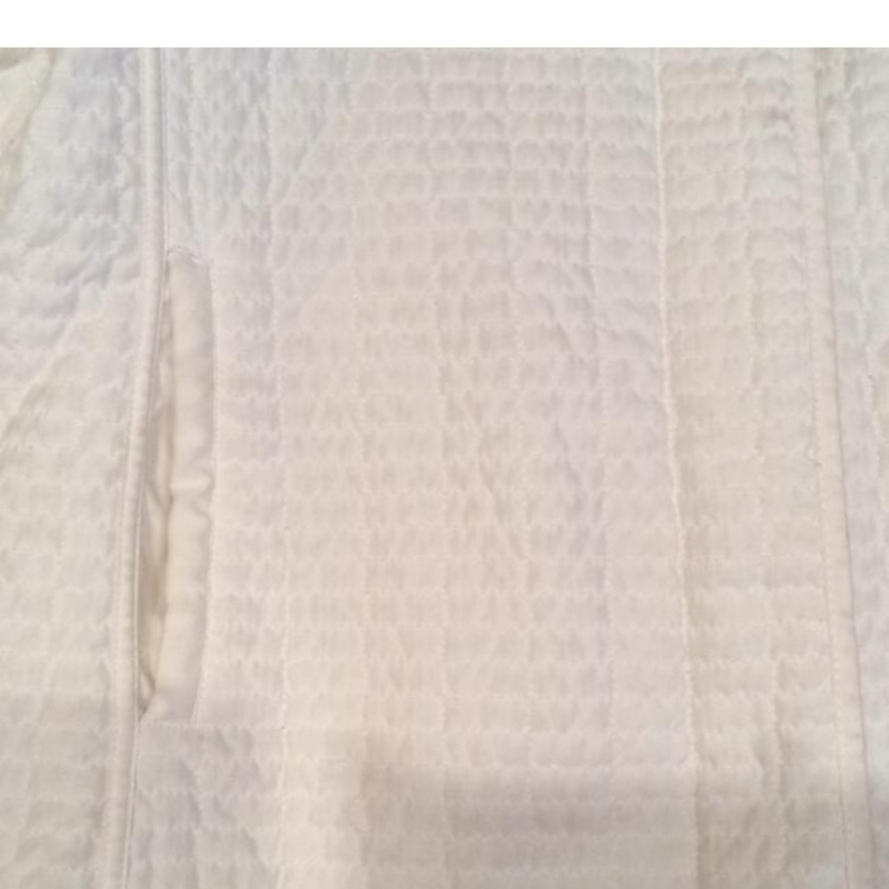 Weatherproof jacket - Picture 3 of 4